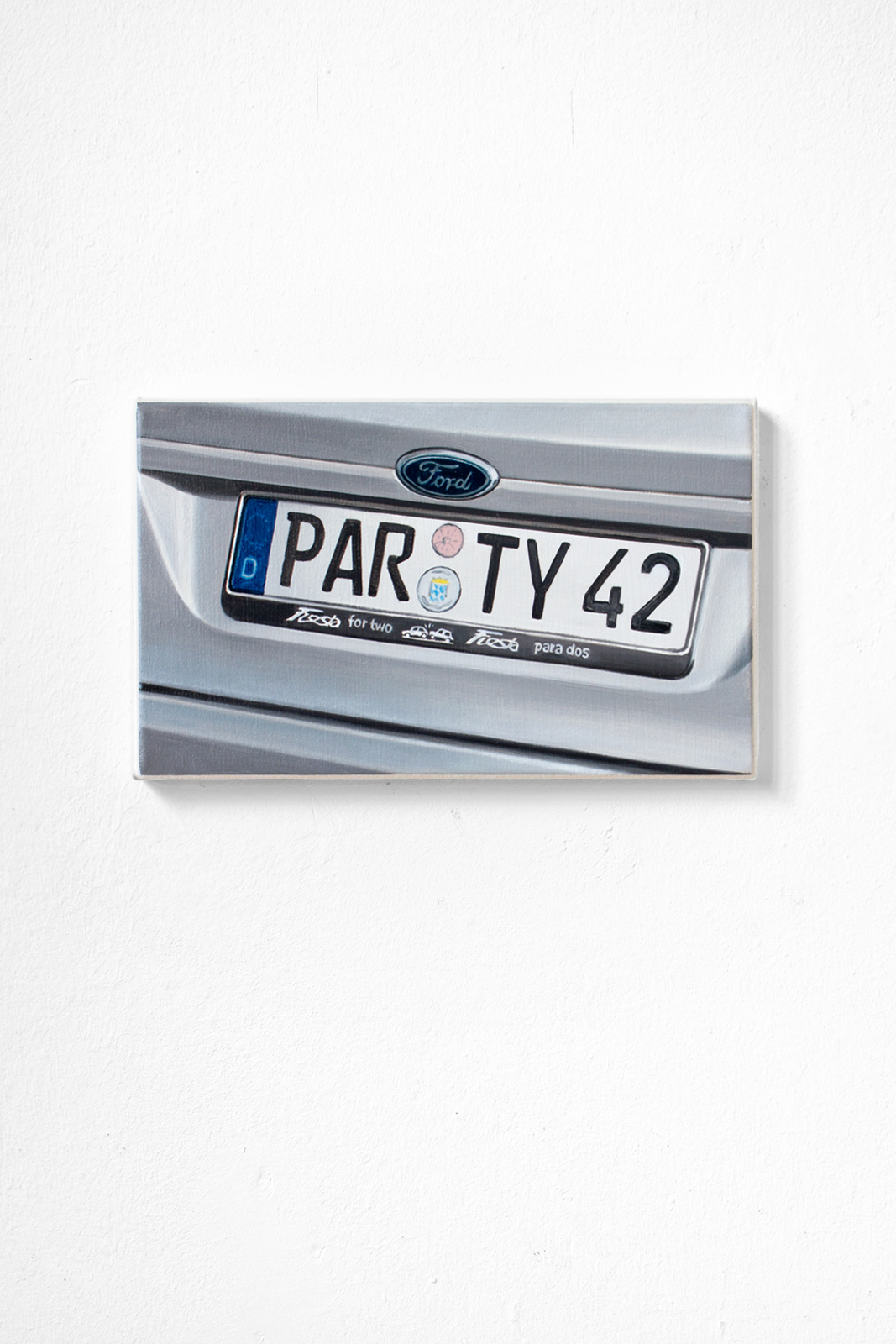 Euro Plate (Party 42), 2025, Oil on canvas, 18 x 30 cm